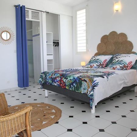 Villa Theo , Chambre D'Hotes , Petit Dejeuner, Table D'Hotes サンタンヌ エクステリア 写真