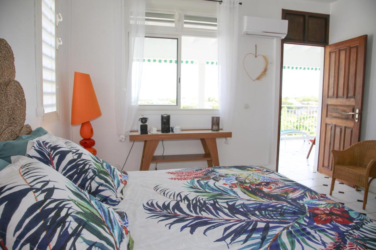 Villa Theo , Chambre D'Hotes , Petit Dejeuner, Table D'Hotes サンタンヌ エクステリア 写真